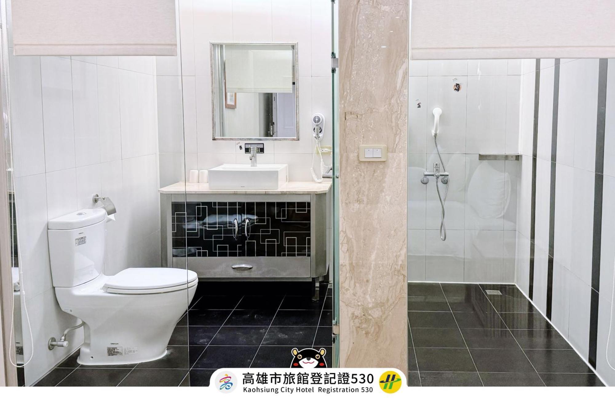 友愛京賞國際大飯店 Yoai Jing Shang Hotel Гаосюн Экстерьер фото